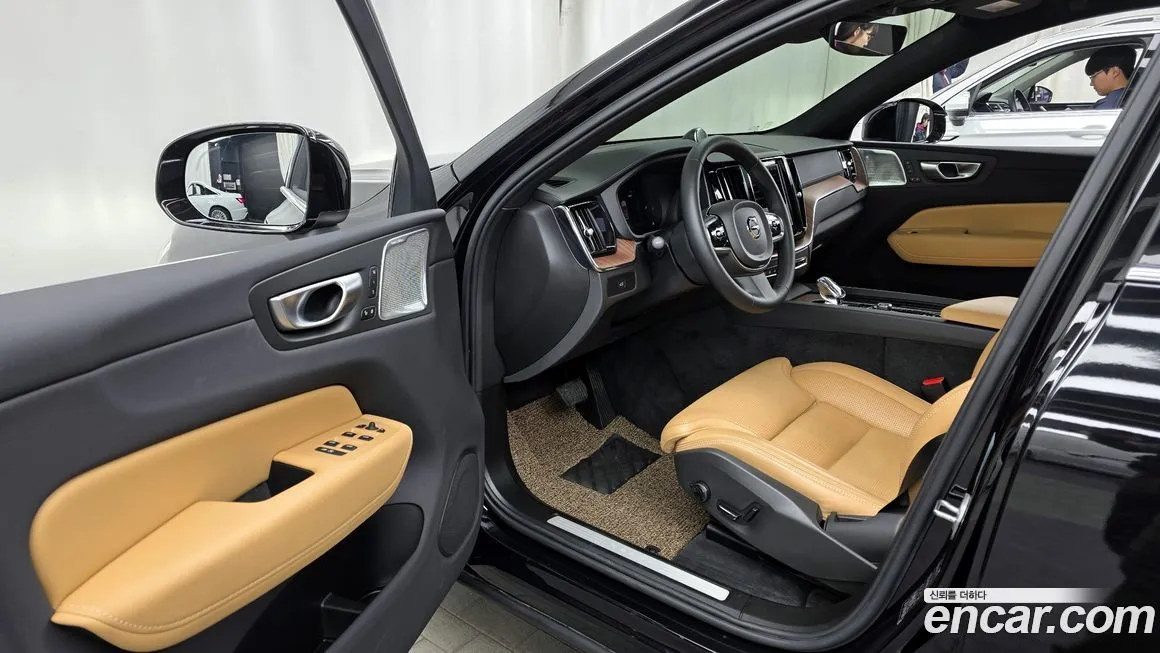 Volvo XC60 2024 из KR, фото 10