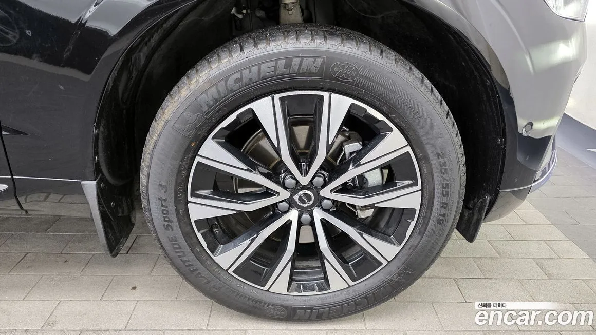 Volvo XC60 2024 из KR, фото 5