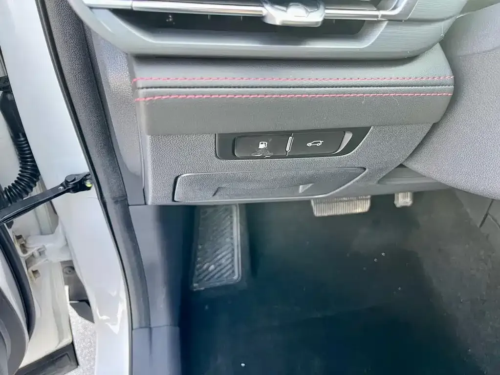 Changan CS75PLUS — фото 10