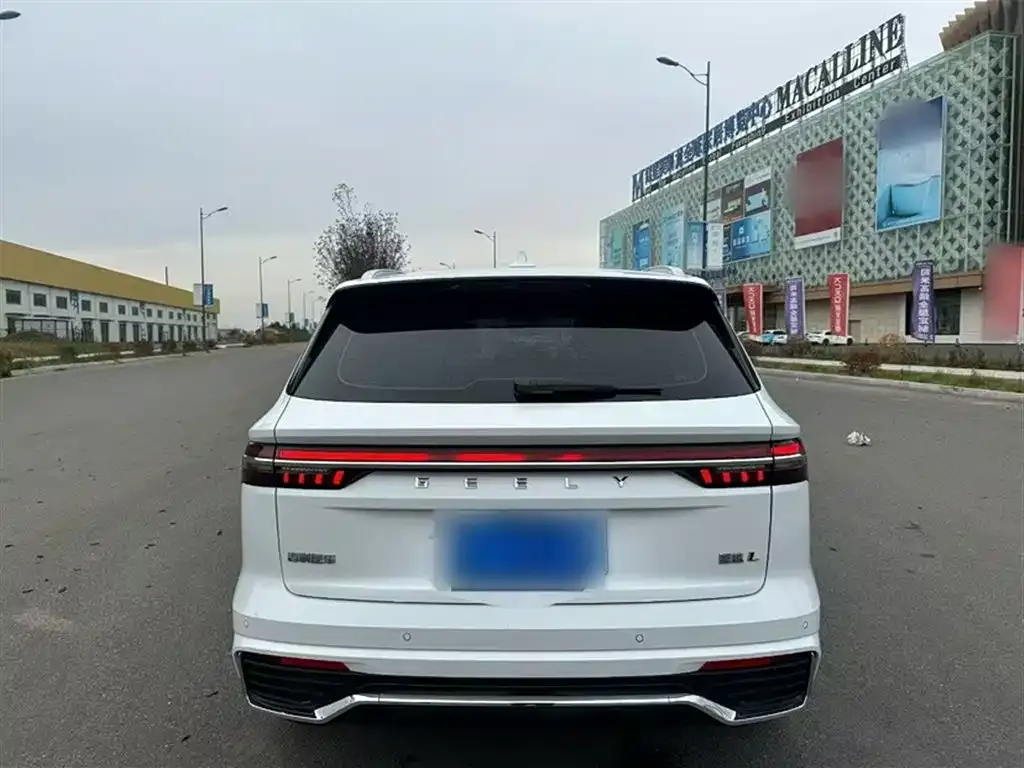 Geely Xingyue L — фото 9