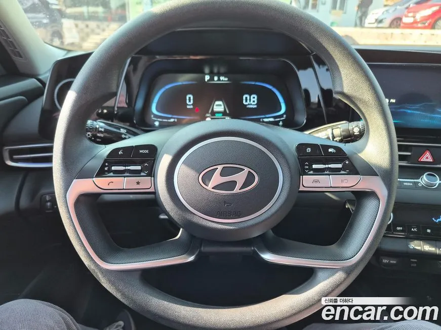 Hyundai AVANTE — фото 10