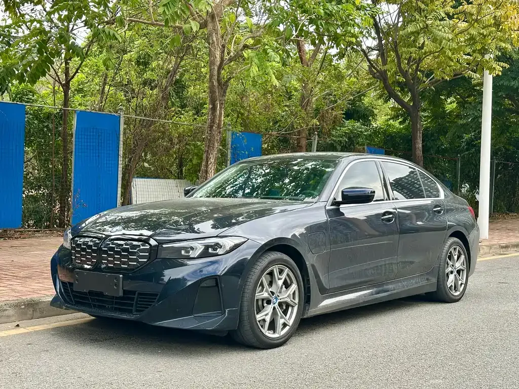 BMW i3 — фото 1