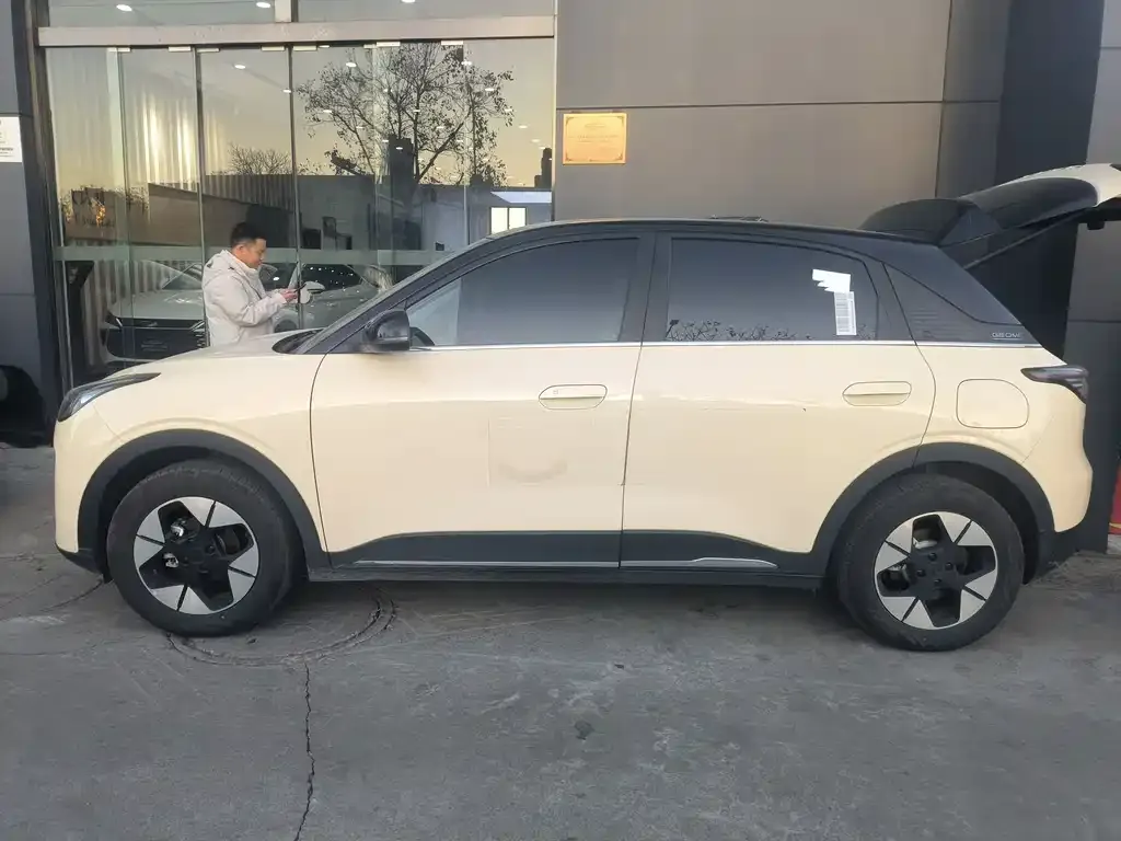Geely Starburst — фото 9