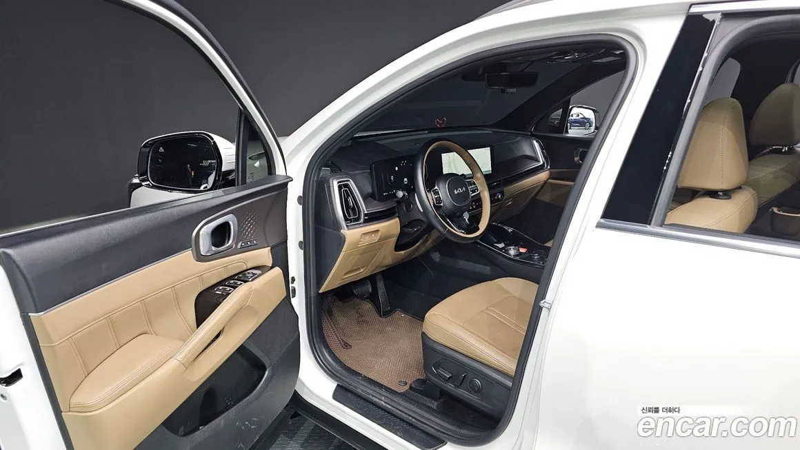Kia Sorento — фото 10