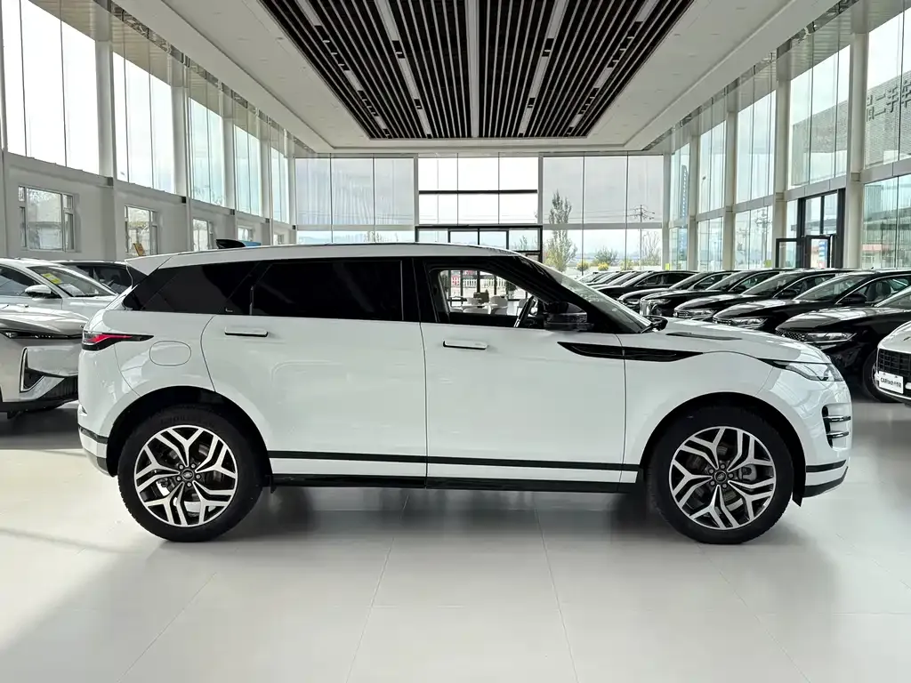 Land Rover Evoque 2024 из CN, фото 5