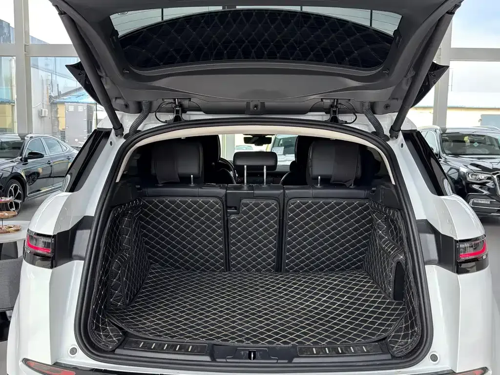 Land Rover Evoque 2024 из CN, фото 6