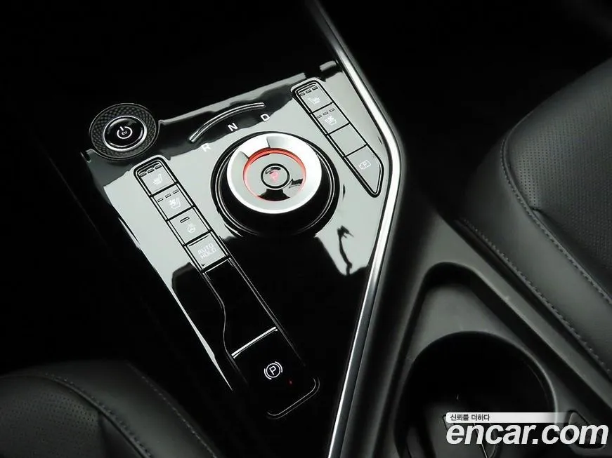 Kia Niro — фото 10