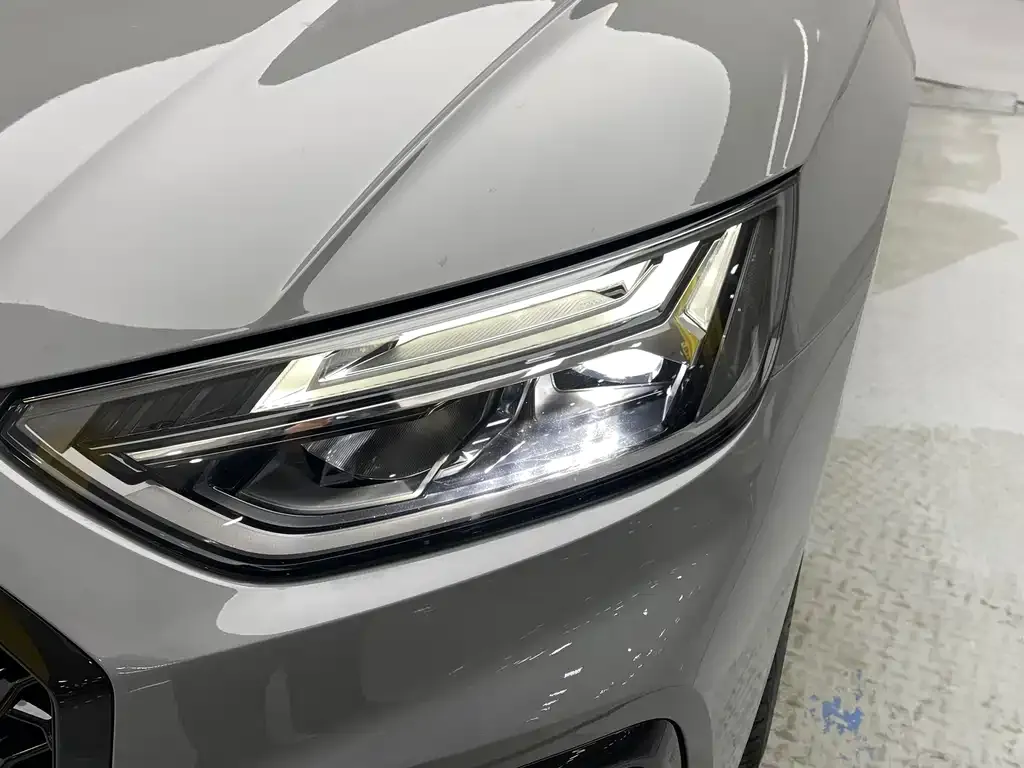 Audi Q5L Sportback 2022 из CN, фото 5