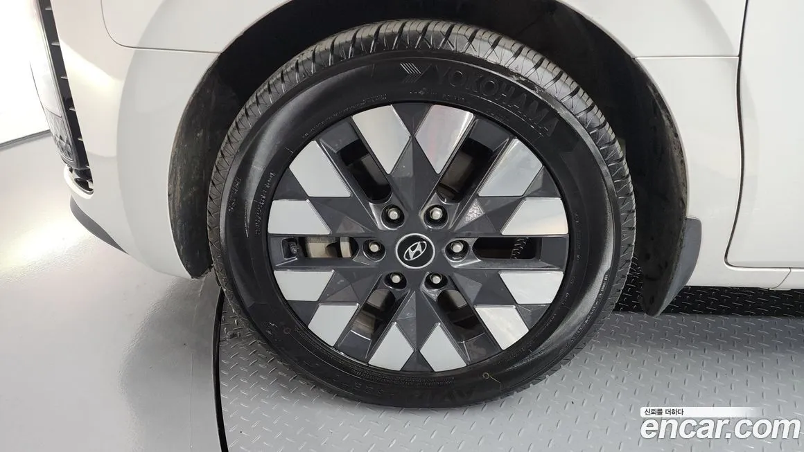 Hyundai Staria 2023 из KR, фото 5