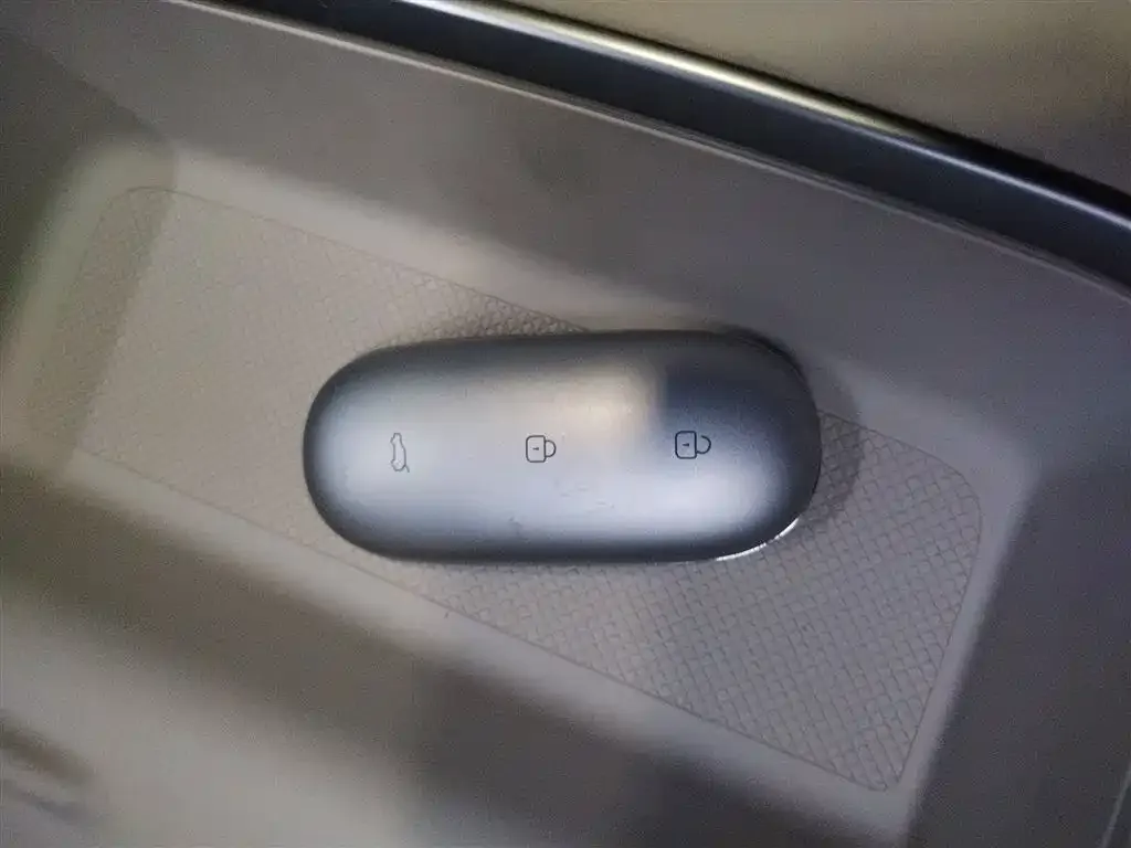 Li Auto L7 2024 из CN, фото 9