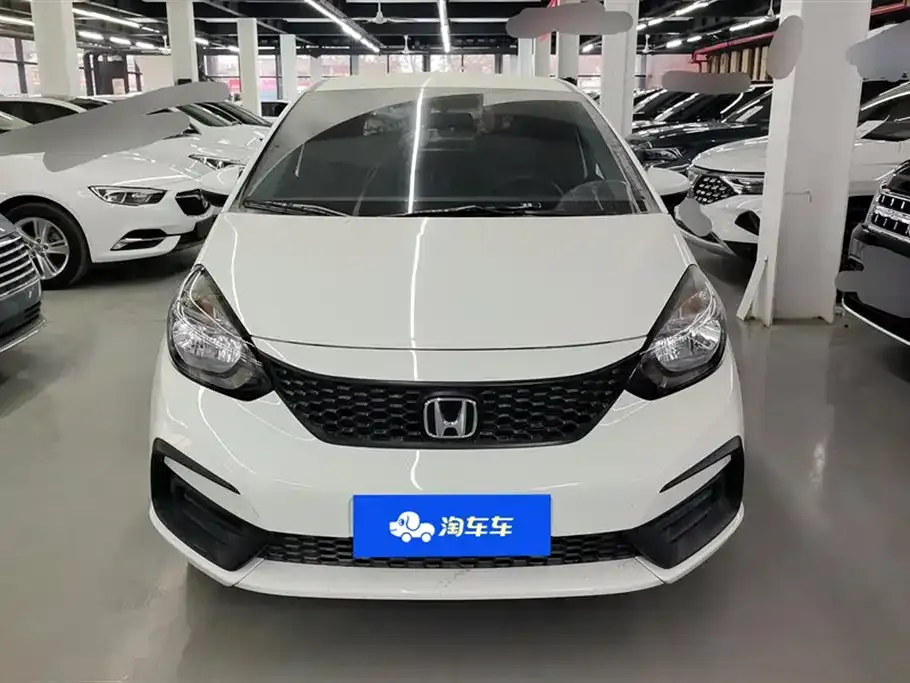 Honda Fit 2023 из CN, фото 2