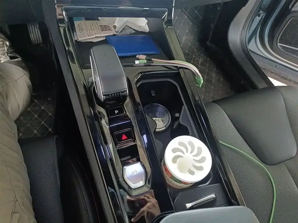 Geely Boyue 2023 из CN, фото 7