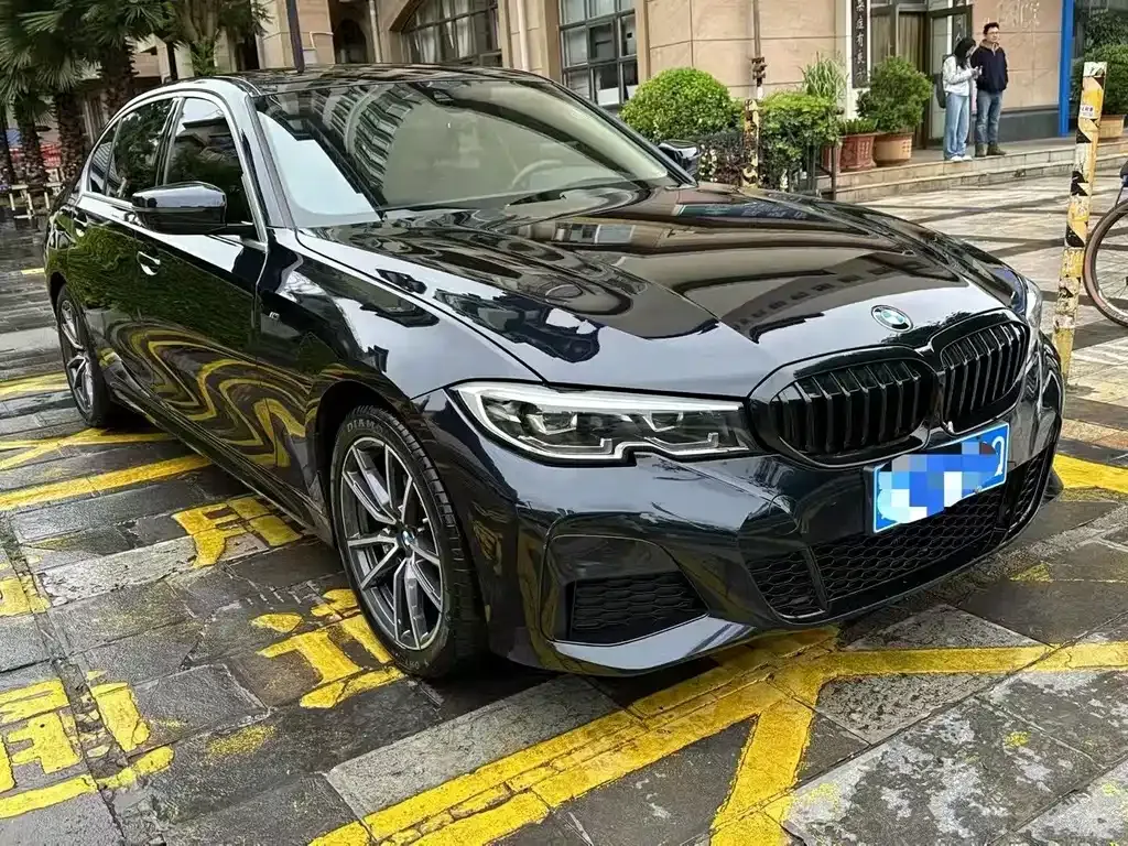 BMW 3 Series 2021 из CN, фото 2