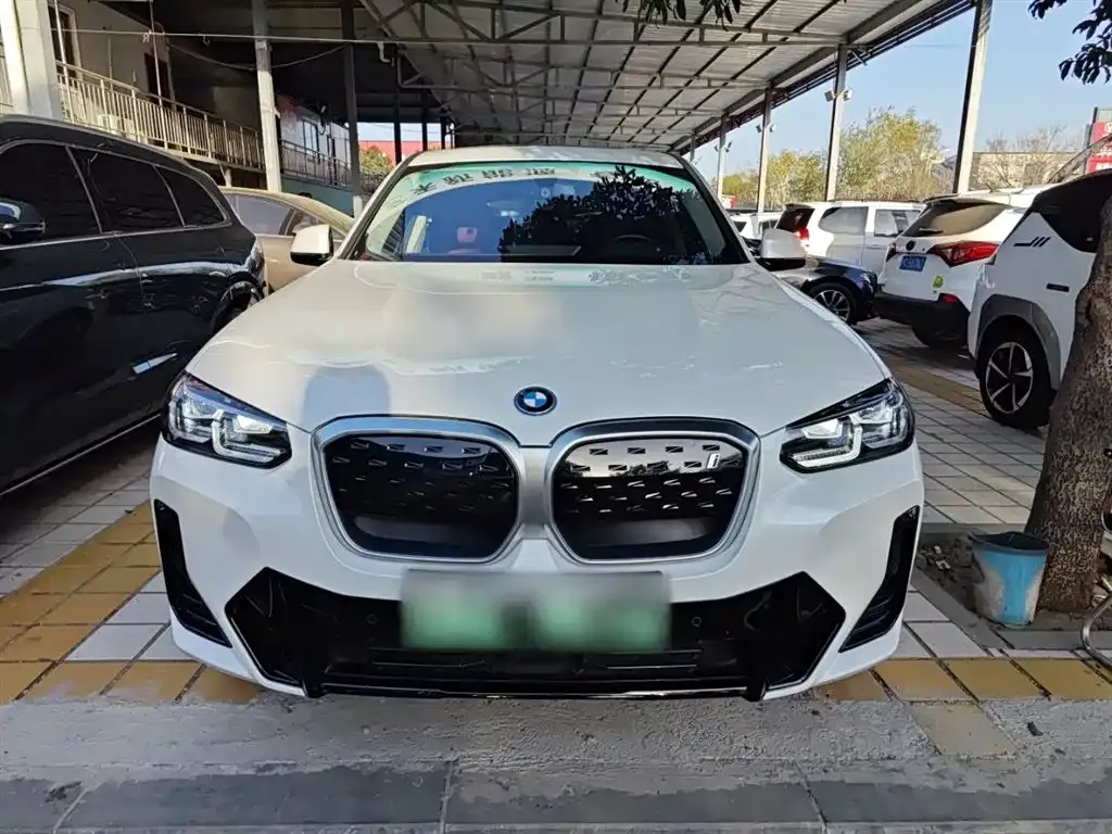 BMW iX3 2025 из CN, фото 3
