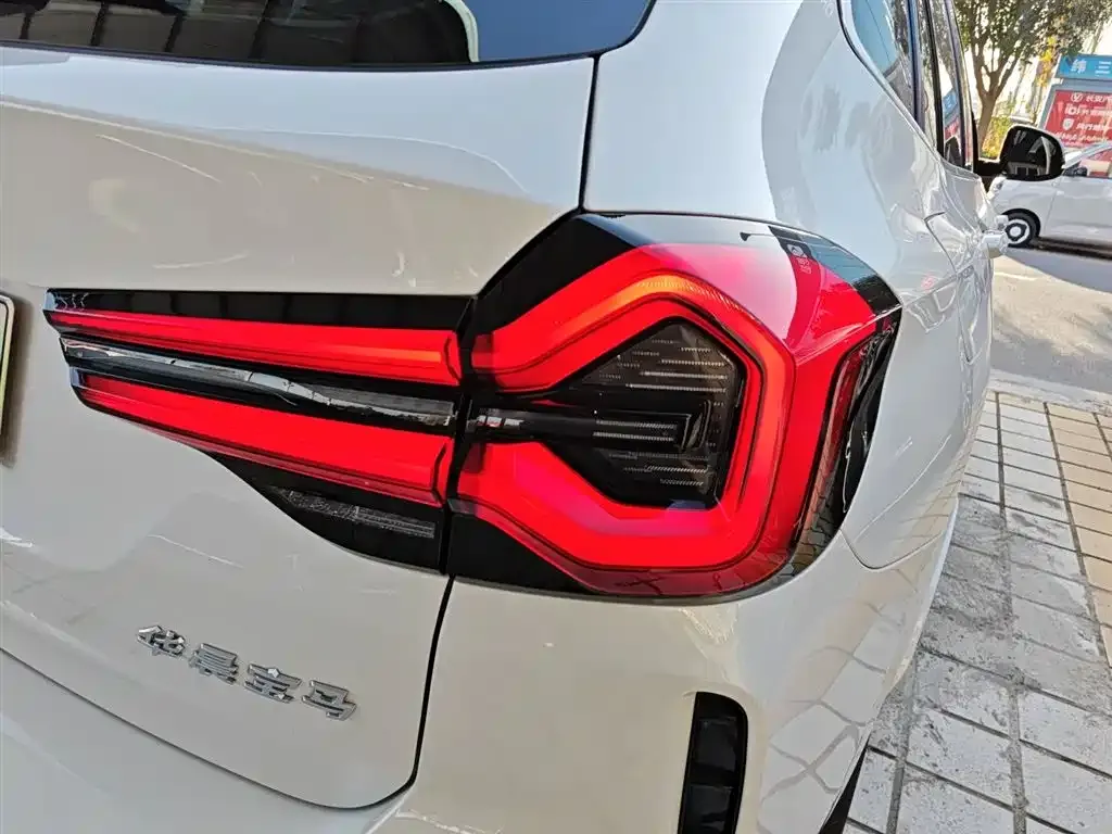 BMW iX3 2025 из CN, фото 8
