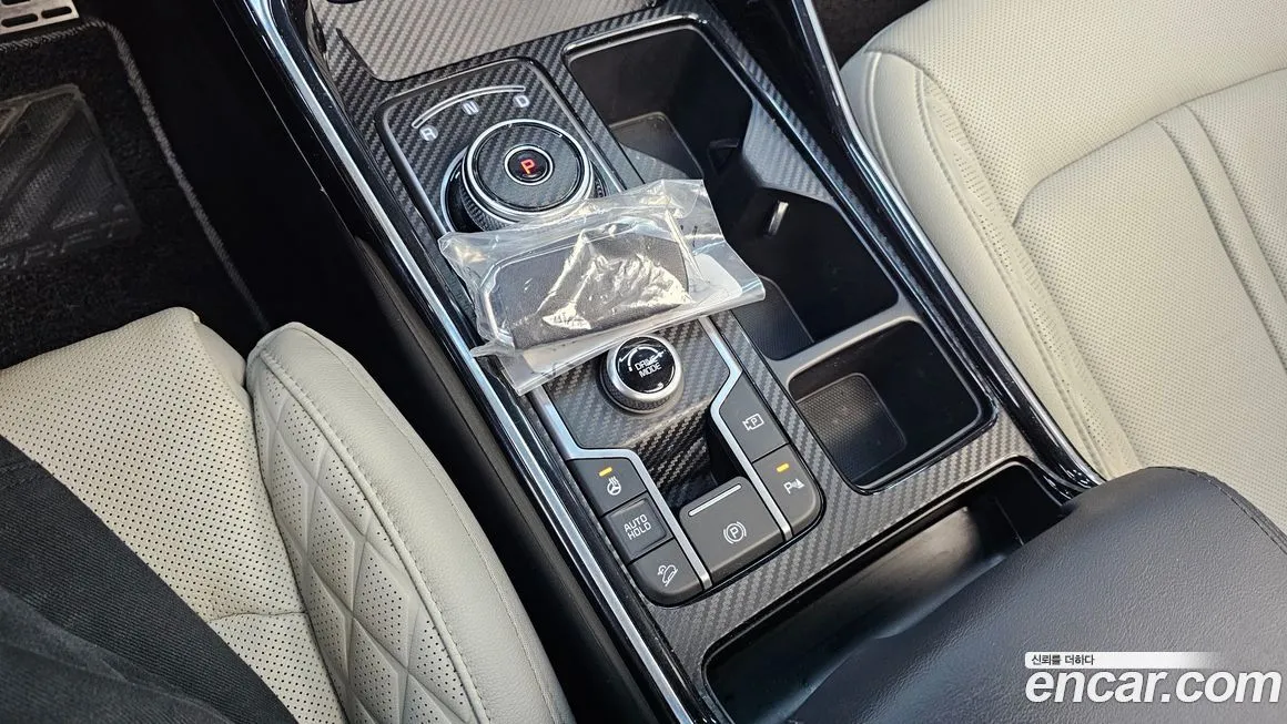 Kia Sorento — фото 9