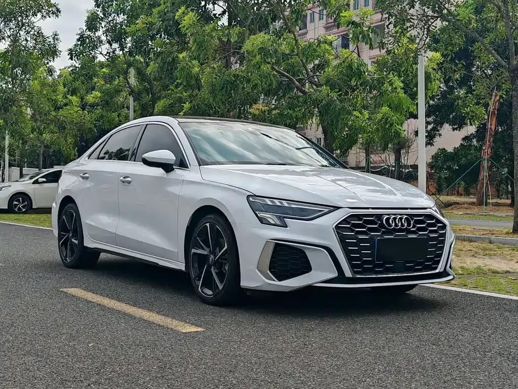 Audi A3 2021 из CN, фото 2