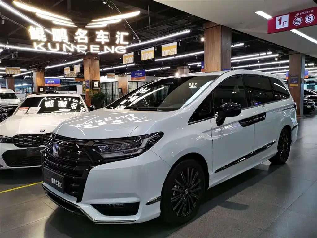 Honda Elysion 2025 из CN, фото 1