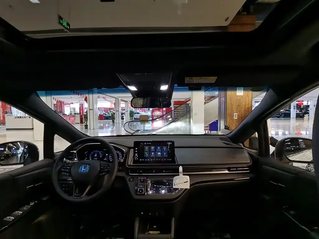 Honda Elysion 2025 из CN, фото 10