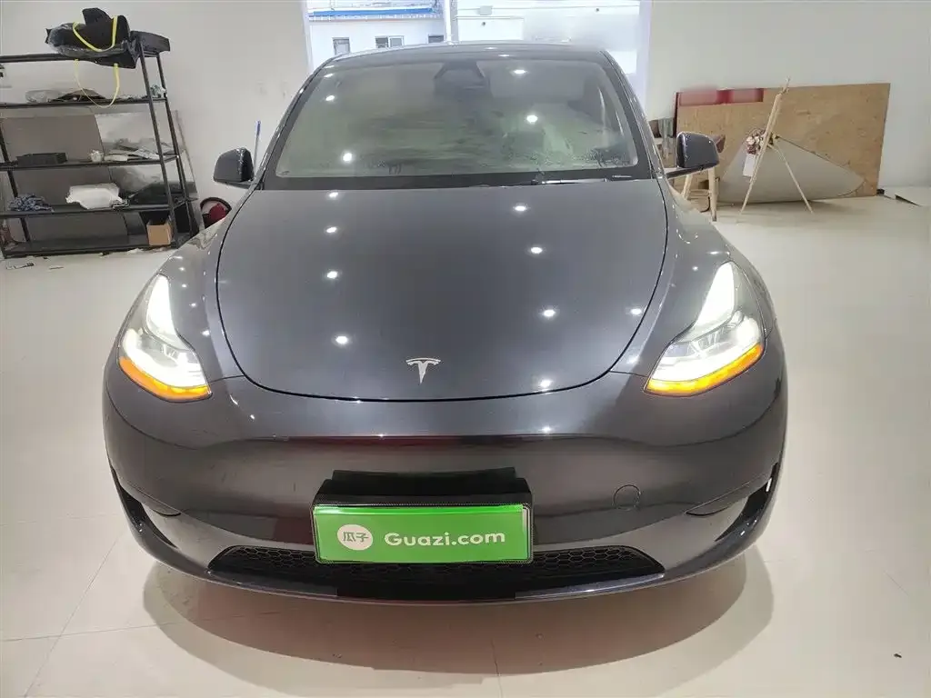 Tesla Model Y — фото 3