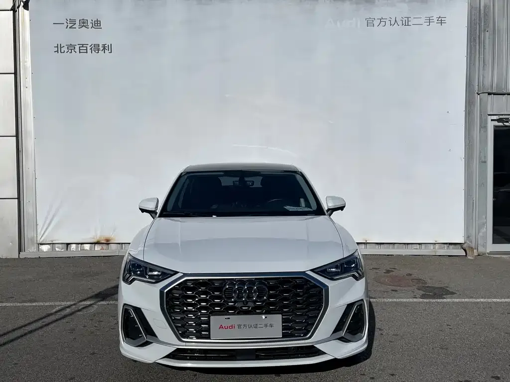 Audi Q3 Sportback 2021 из CN, фото 2