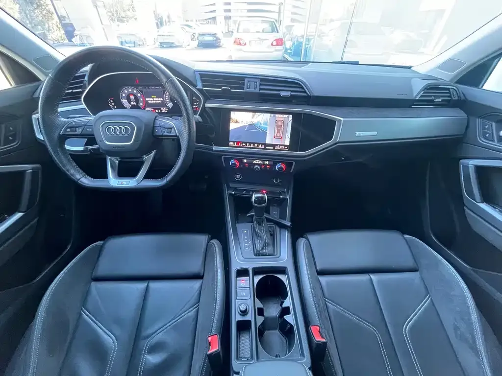 Audi Q3 Sportback 2021 из CN, фото 9