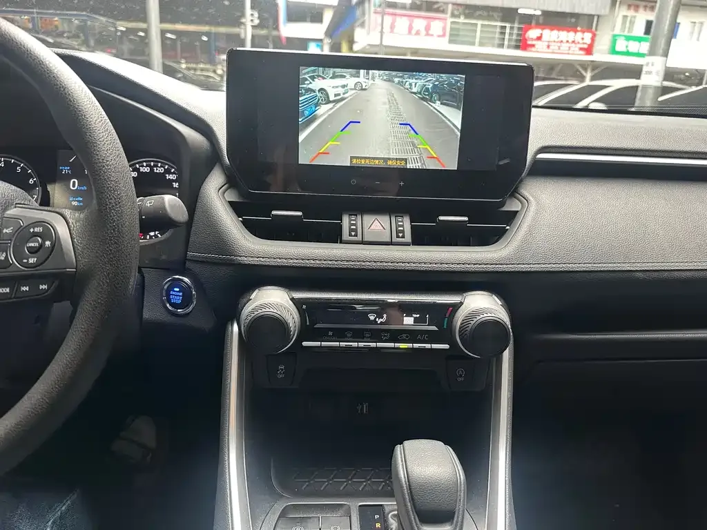 Toyota RAV4 2024 из CN, фото 8