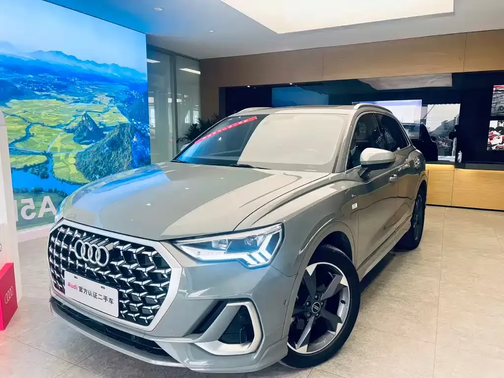 Audi Q3 2023 из CN, фото 1