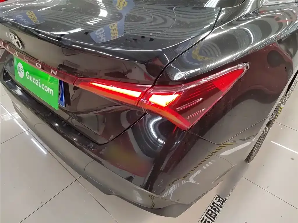 Toyota Avalon 2023 из CN, фото 8