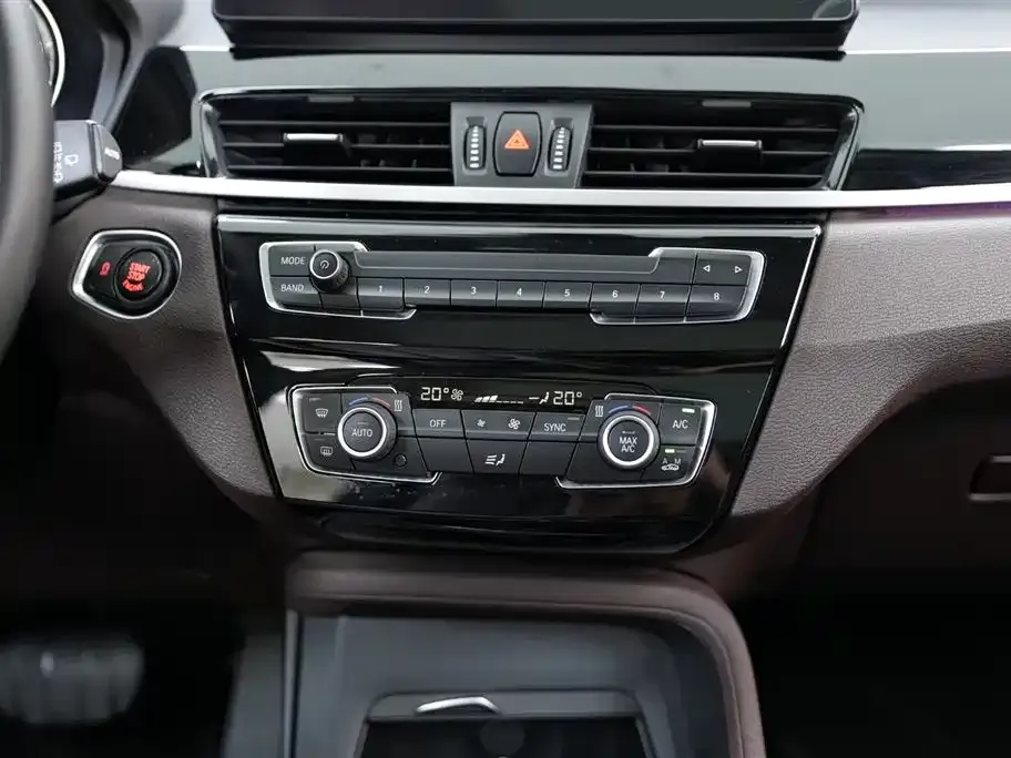 BMW X1 2022 из CN, фото 10