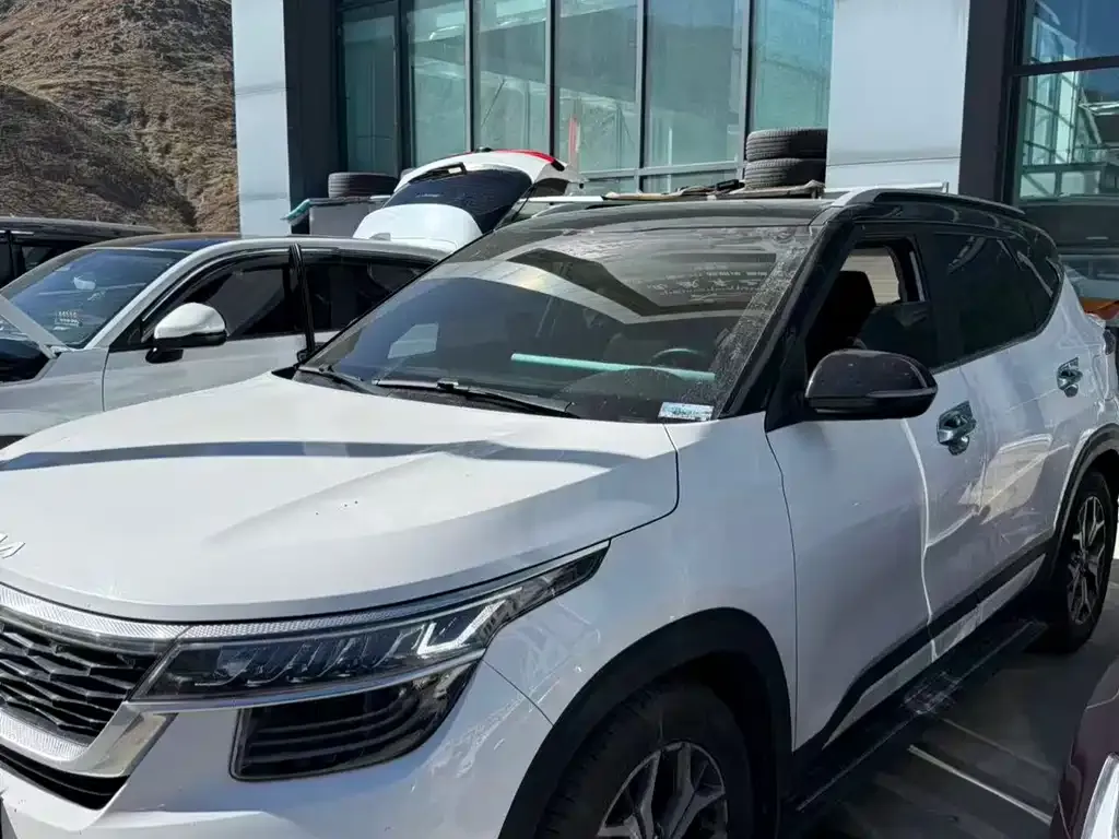 Kia KX3 — фото 1