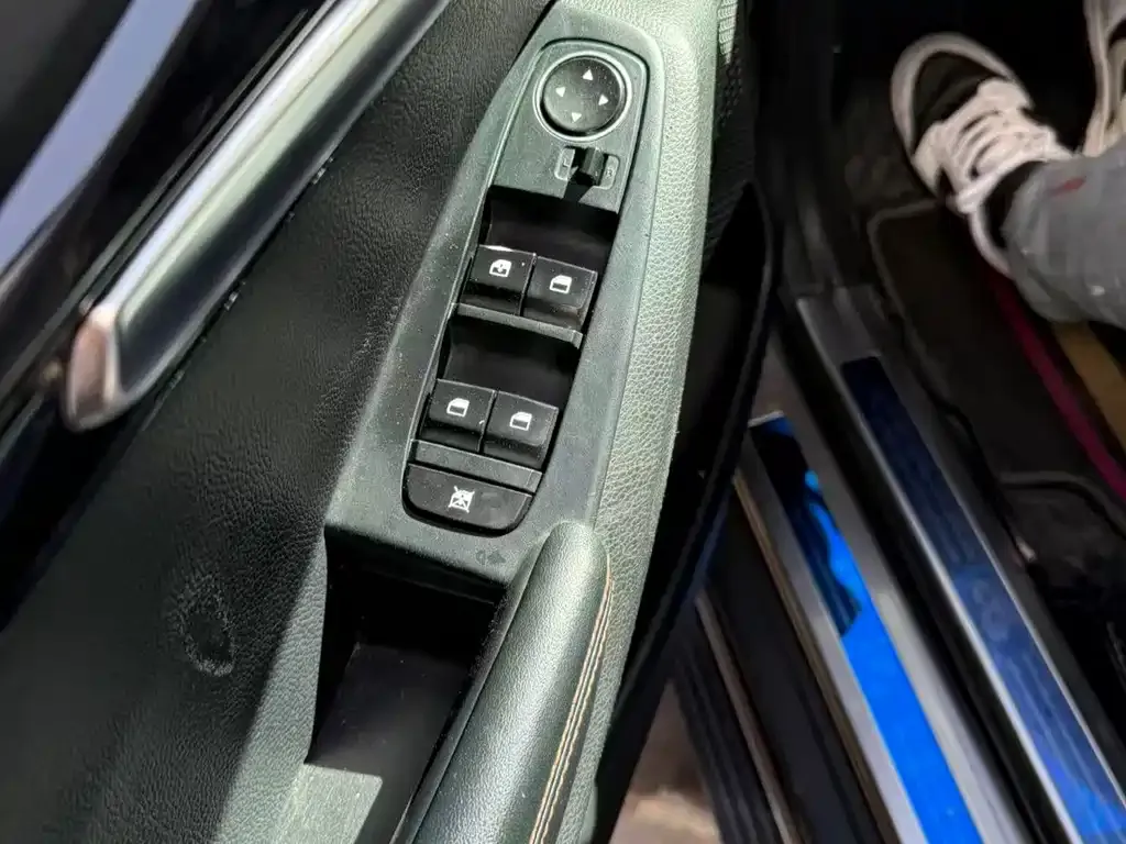 Kia KX3 — фото 9