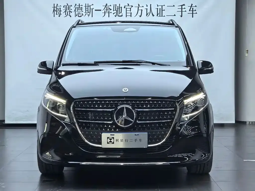 Mercedes-Benz V-Class 2025 из CN, фото 4