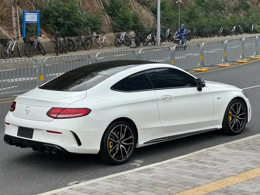 Mercedes-Benz C-Class AMG — фото 5