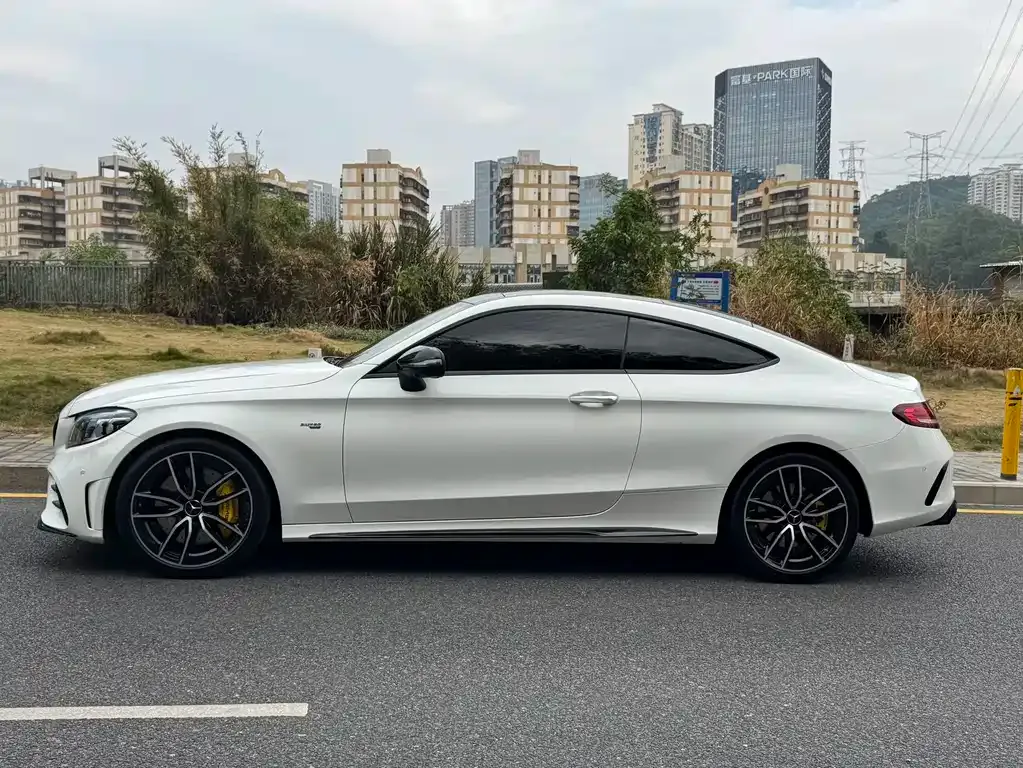 Mercedes-Benz C-Class AMG — фото 6