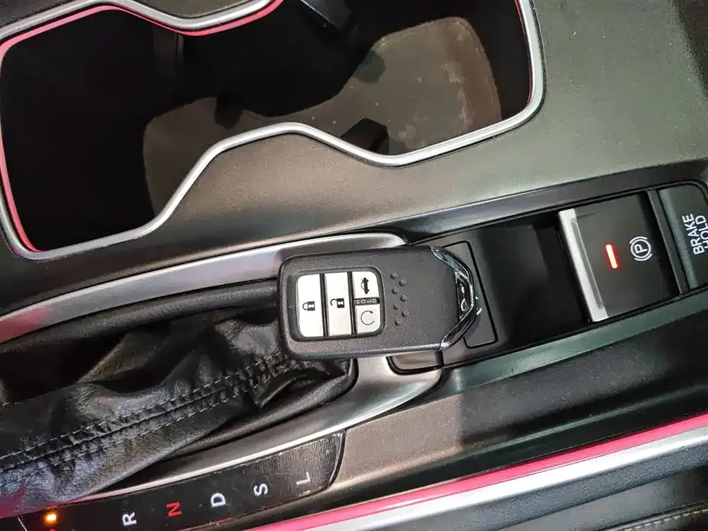 Honda Accord 2023 из CN, фото 9