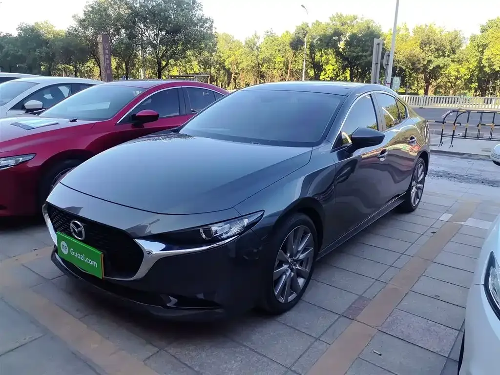 Mazda 3 Axela 2021 из CN, фото 2