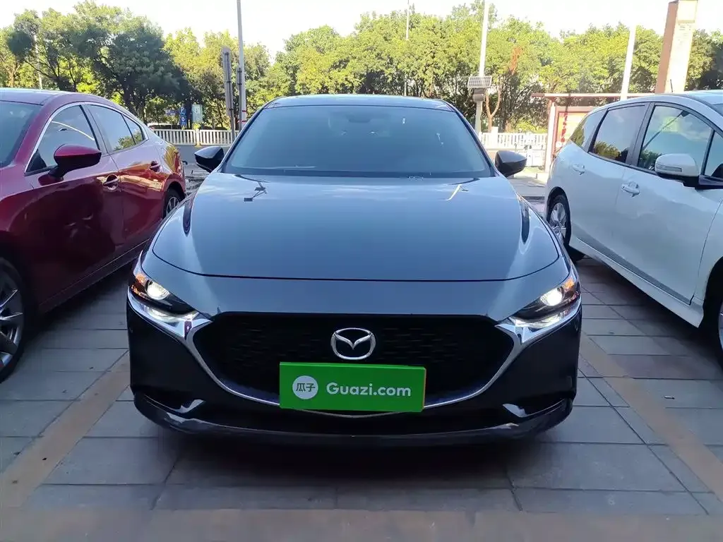 Mazda 3 Axela 2021 из CN, фото 3