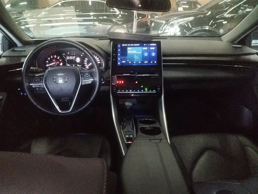 Toyota Avalon 2023 из CN, фото 10