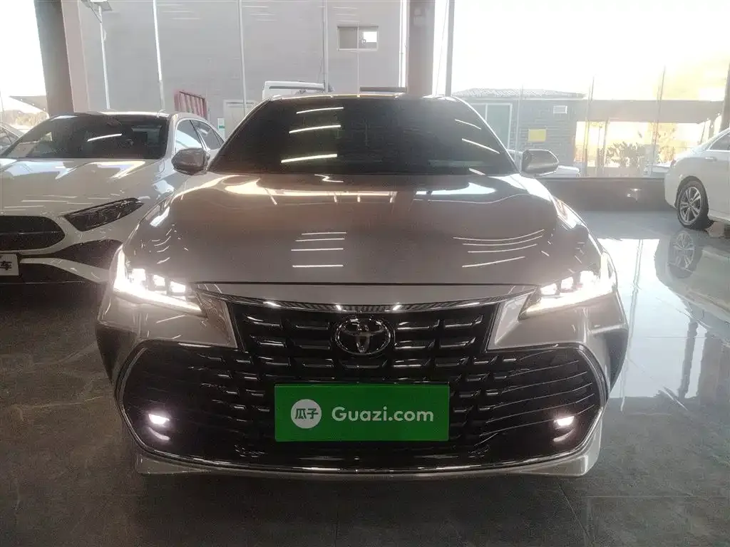 Toyota Avalon 2023 из CN, фото 3