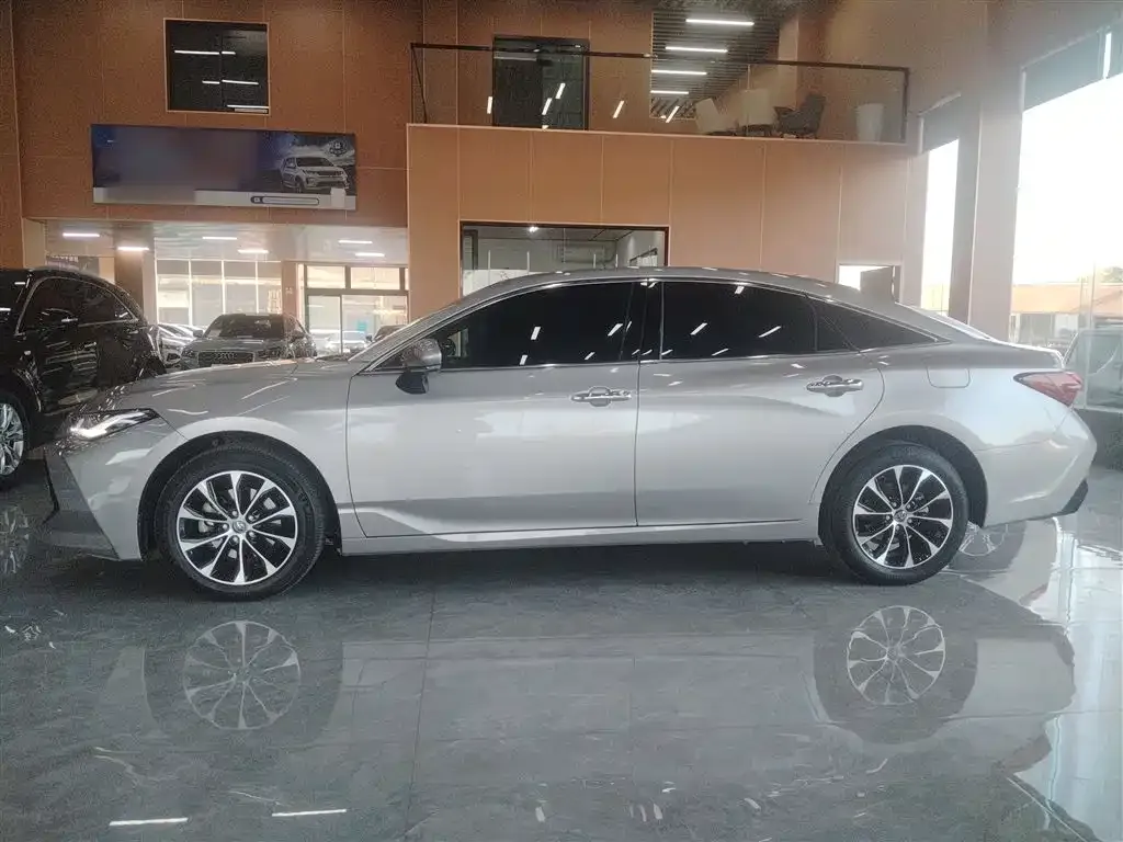 Toyota Avalon 2023 из CN, фото 5