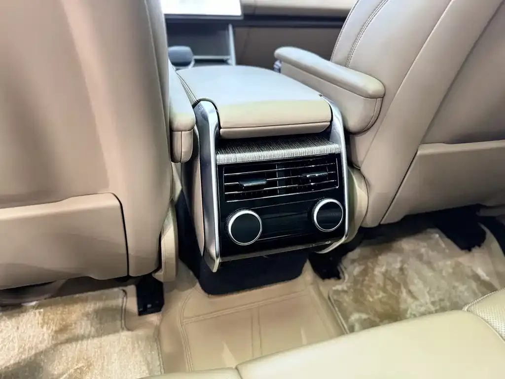 Land Rover Range Rover 2024 из CN, фото 9