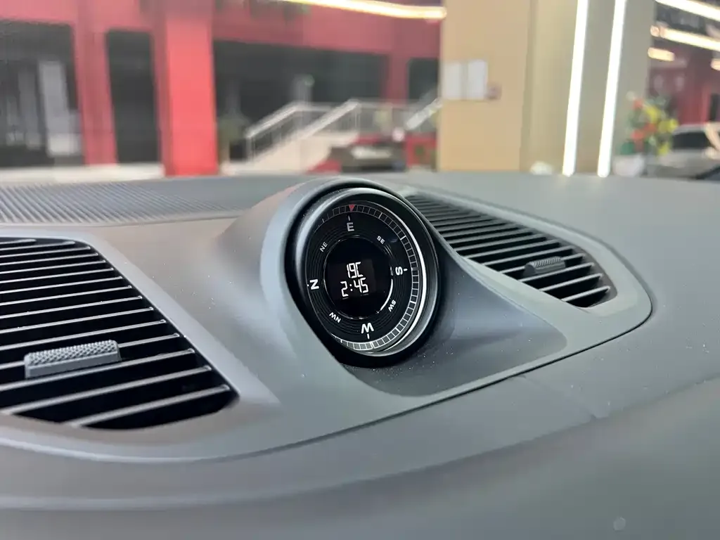Porsche Cayenne 2025 из CN, фото 7