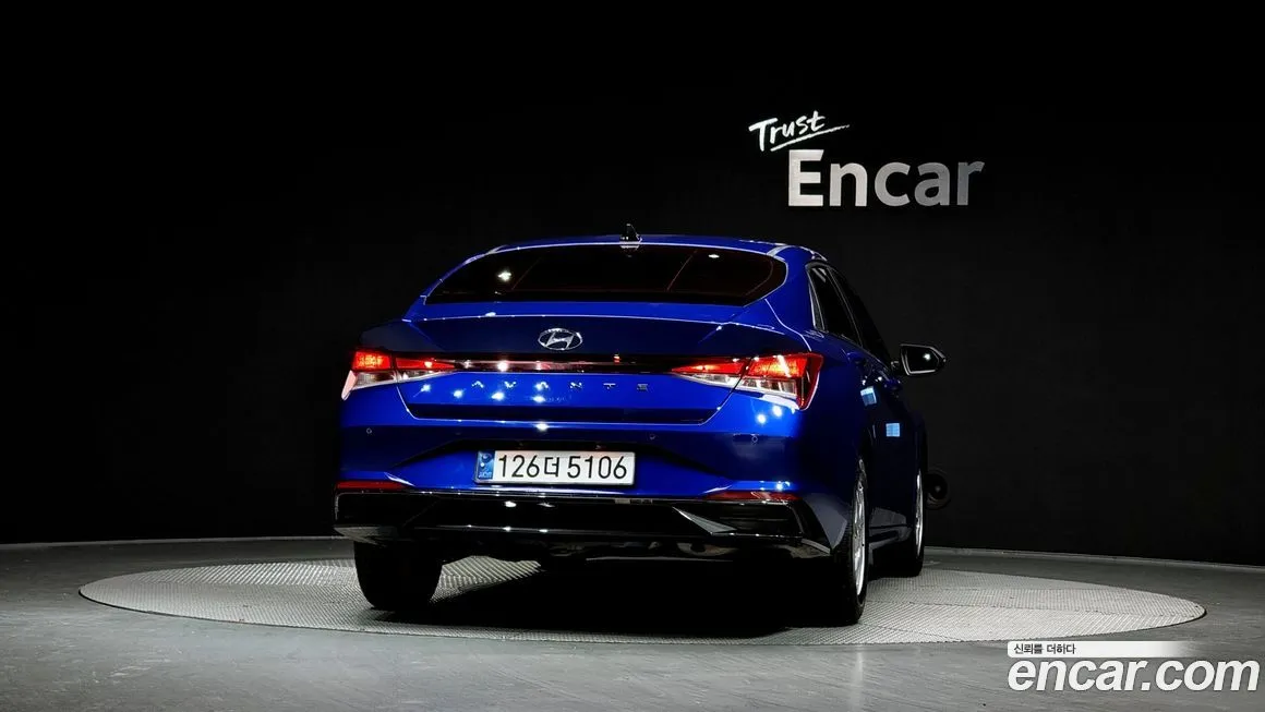 Hyundai AVANTE — фото 4
