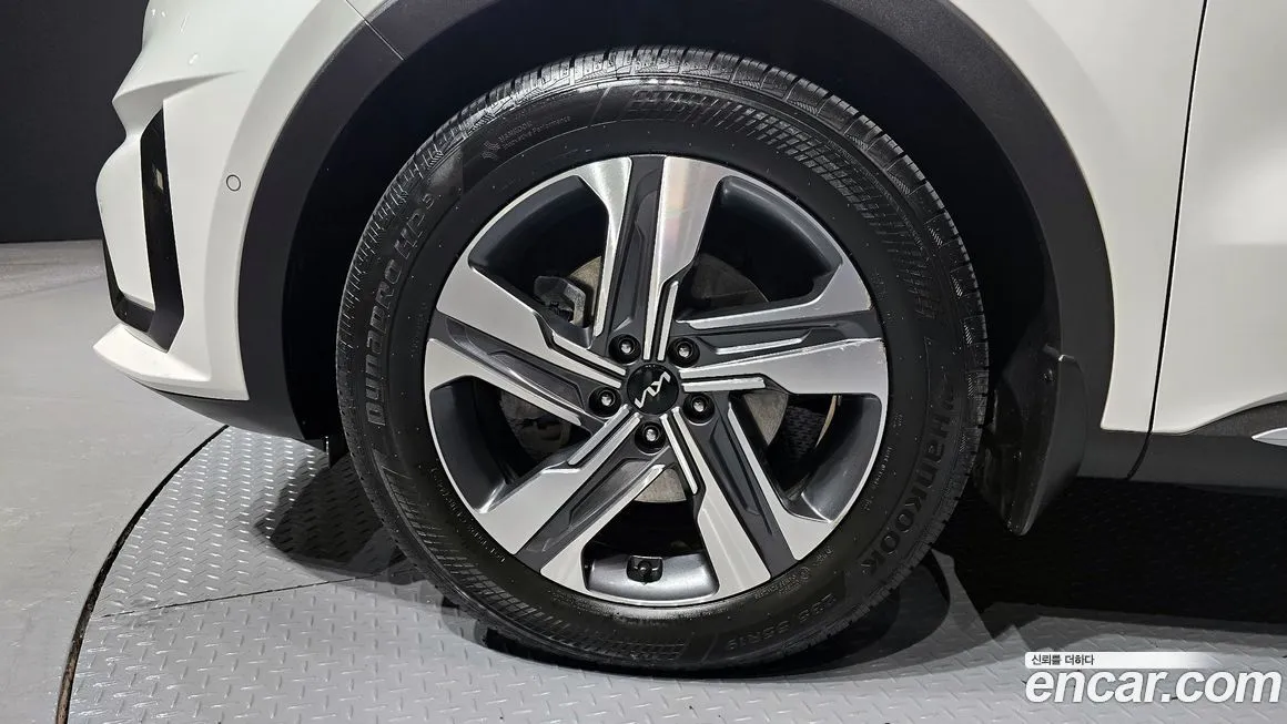 Kia Sorento — фото 5