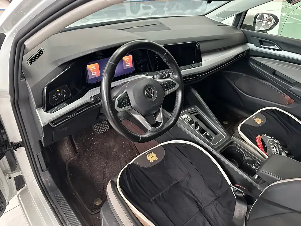 Volkswagen Golf 2022 из CN, фото 5