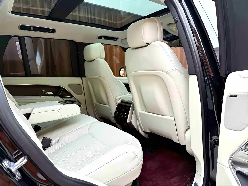 Land Rover Range Rover 2023 из CN, фото 8