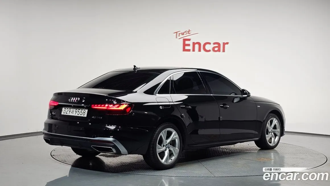 Audi A4 2021 из KR, фото 2