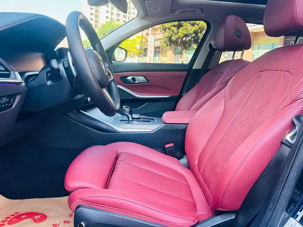 BMW 3 Series 2022 из CN, фото 4