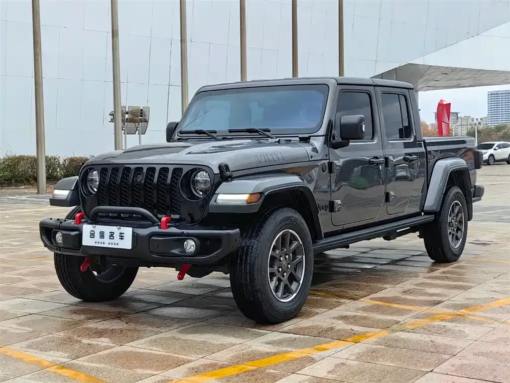 Jeep Gladiator 2023 из CN, фото 1